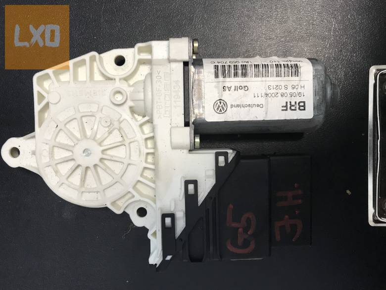VW GOLF V * jobb hátsó ablakemelő motor 1K0 959 704 C apróhirdetés