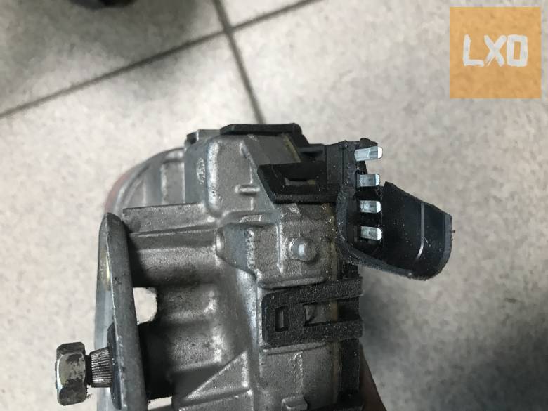 VW POLO 9N *  ablaktörlő motor ( sérült csatlakozó) 6Q1 955 119 A apróhirdetés