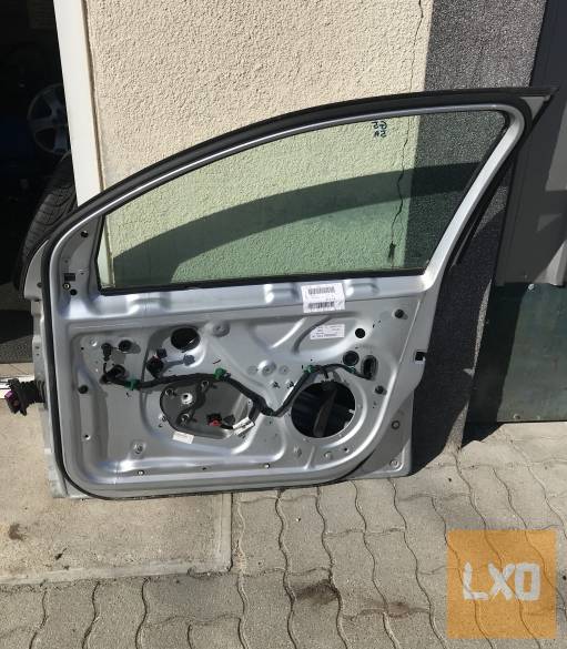 VW GOLF V  * jobb első ajtókeret apróhirdetés