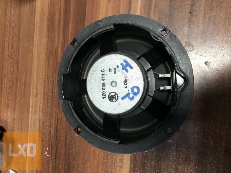 SKODA OCTAVIA II * hátsó hangszóró 1Z0 035 411 C apróhirdetés