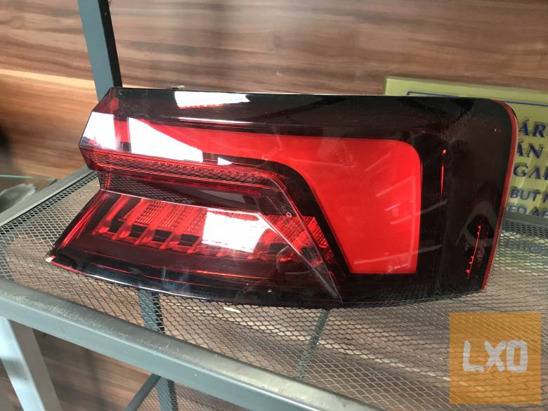 AUDI A5 8W  * jobb hátsó külső lámpa 8W6 945 092 J apróhirdetés
