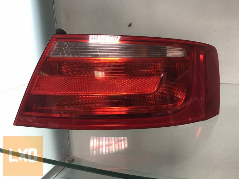 AUDI A5 8T Coupe * jobb hátsó belső lámpa 8T0 945 096 apróhirdetés