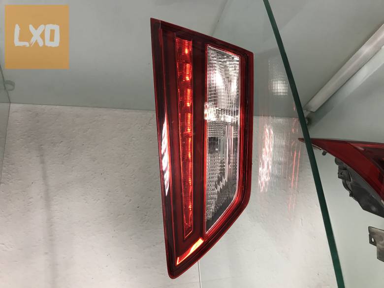 SEAT LEON 5F Kombi * jobb hátsó külső lámpa 5F9 945 308 B apróhirdetés