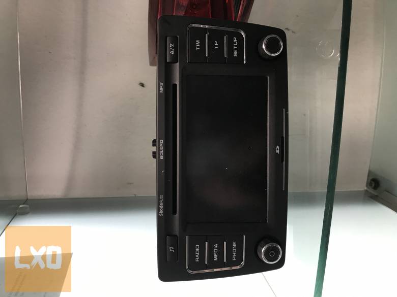 SKODA OCTAVIA II FL * BOLERO fejegység 1Z0 035 156 F apróhirdetés