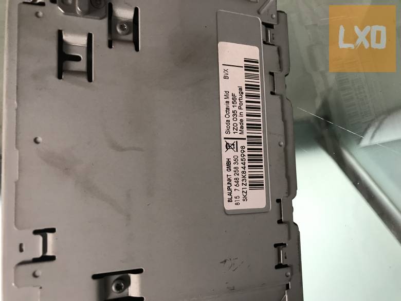 SKODA OCTAVIA II FL * BOLERO fejegység 1Z0 035 156 F apróhirdetés