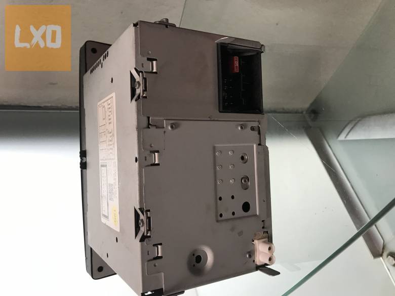 SKODA OCTAVIA II FL * BOLERO fejegység 1Z0 035 156 F apróhirdetés