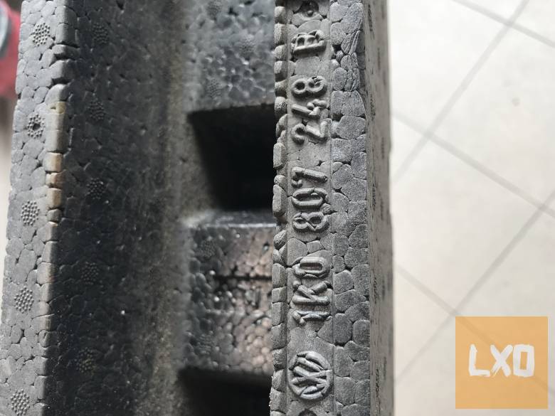 VW GOLF V * első lökhárító merevítő szivacs 1K0 807 248 B apróhirdetés