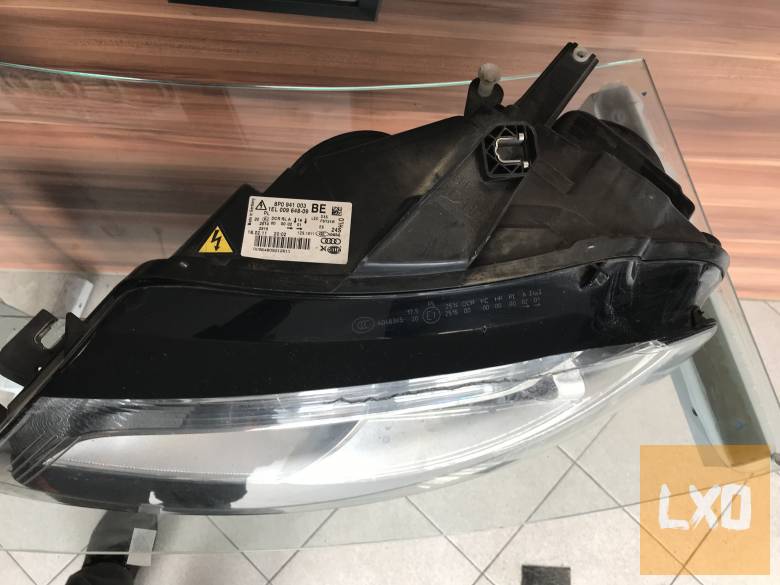 AUDI A3 8P FL * bal Xenon lámpa (sérült) 8P0 941 003 apróhirdetés