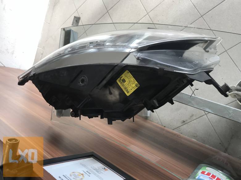 VW PASSAT CC  * bal halogén fényszóró ( FÜLSÉRÜLT ) apróhirdetés