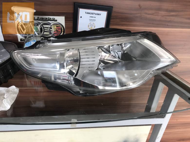 VW PASSAT CC  * jobb halogén fényszóró apróhirdetés