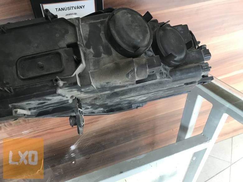 VW PASSAT CC  * jobb halogén fényszóró apróhirdetés