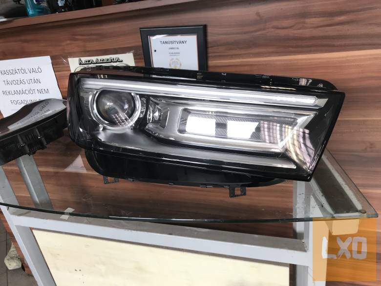 AUDI Q5  * jobb  fényszóró 80A 941 006 apróhirdetés