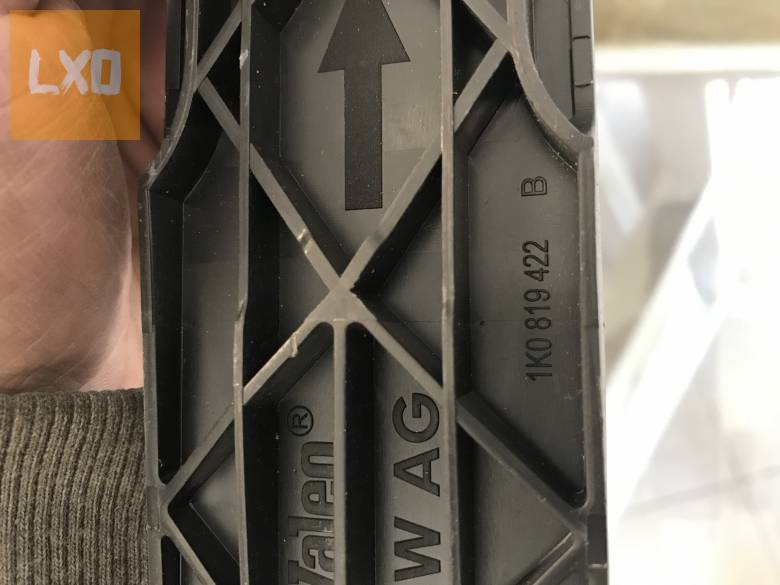 VW GOLF V_OCTAVIA II_LEON 1P pollenszűrő fedél 1K0 819 422 B apróhirdetés