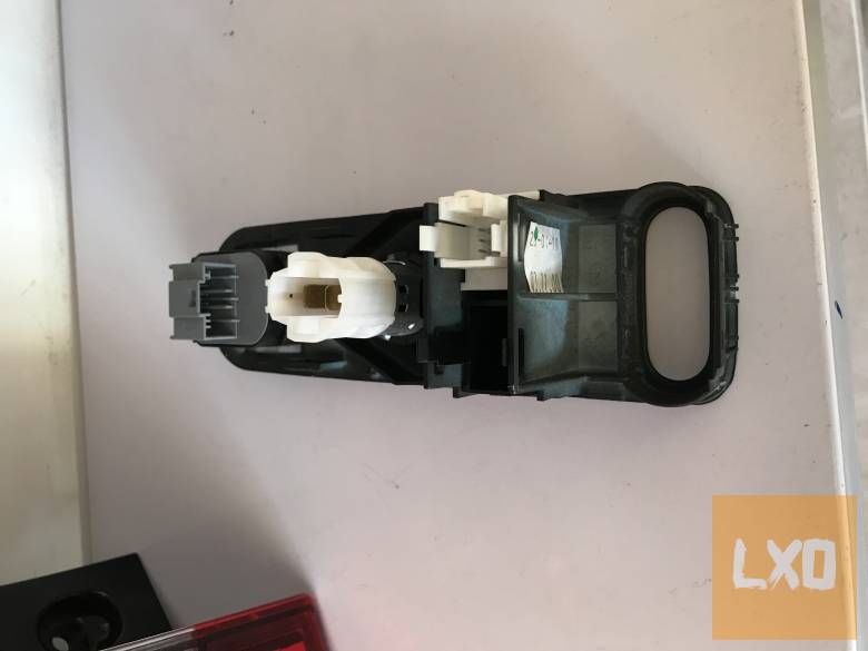 SEAT LEON 1P * szivargyújtó+tükör állító apróhirdetés