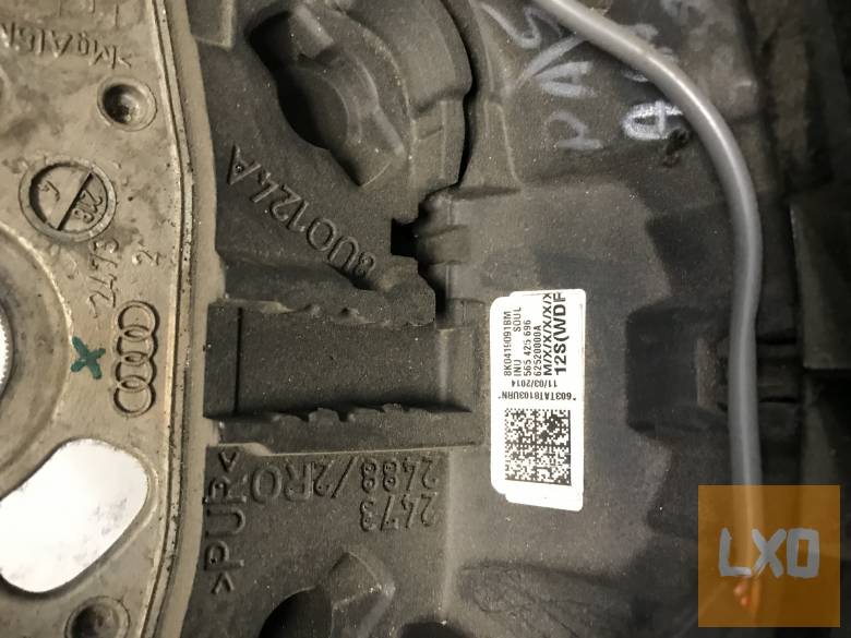 AUDI A4 B8 FL * multikormány apróhirdetés