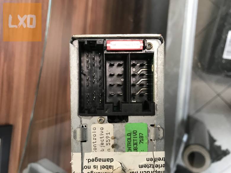 SEAT LEON 1M * AURORA RÁDIÓ (kóddal) 1M0 035 186 F apróhirdetés