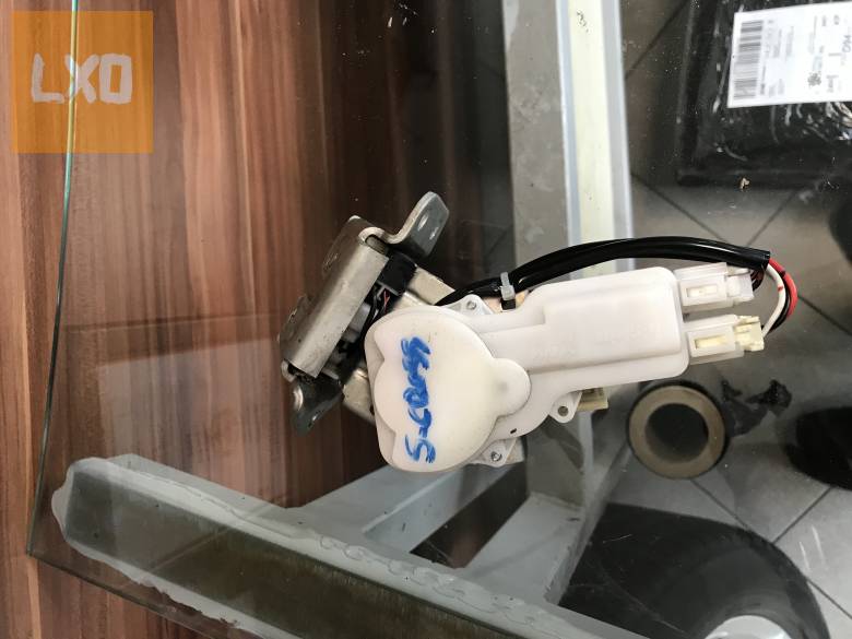 SUZUKI SX4 S-CROSS * csomagtér zár apróhirdetés