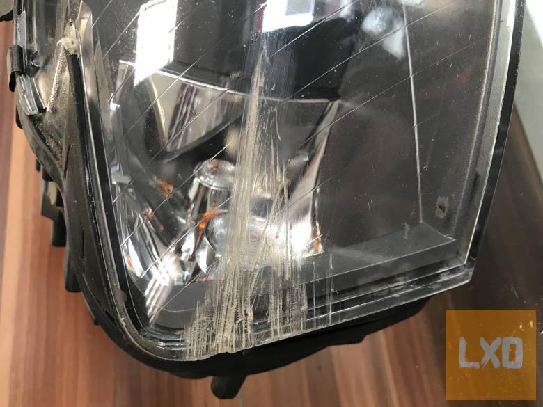 AUDI A3 8P * jobb Xenon sérült fényszóró  8P0 941 004 R apróhirdetés