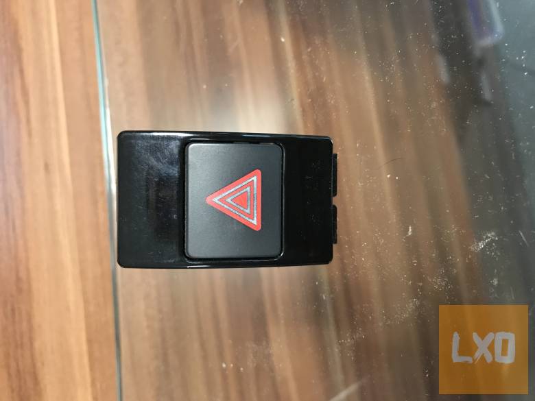 AUDI A6 4G * elakadásjelző kapcsoló 4G0 941 509 apróhirdetés