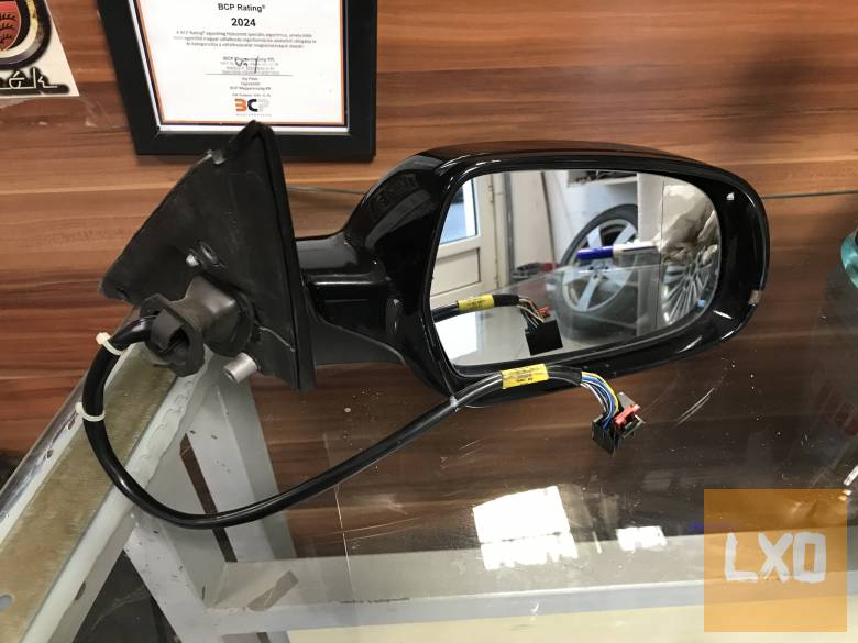 AUDI A4 B8 FL  *  jobb visszapillantó apróhirdetés
