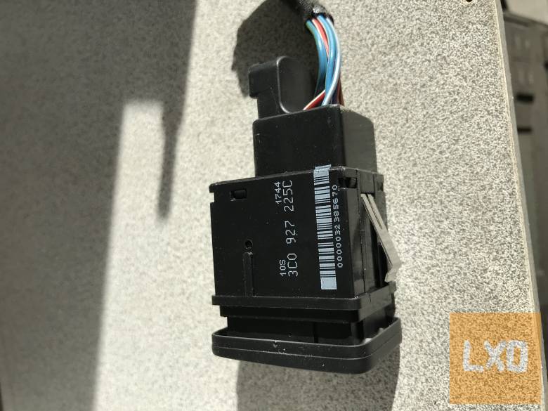 VW PASSAT B6 * kézifék kapcsoló 3C0 927 225 C apróhirdetés