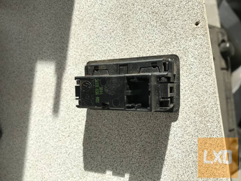 AUDI A6 4F * csomagtér ajtó kapcsoló 3D0 959 831 C apróhirdetés