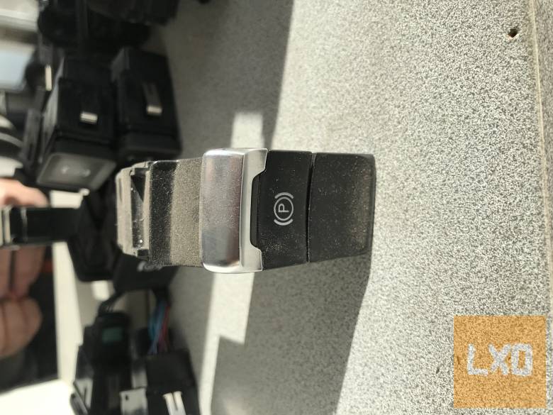 AUDI A4 B8 * kézifék kapcsoló 8K1 927 225 E apróhirdetés