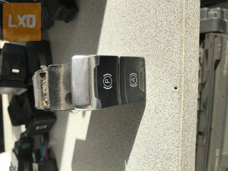 AUDI A4 B8 * kézifék kapcsoló 8K1 927 225 C apróhirdetés