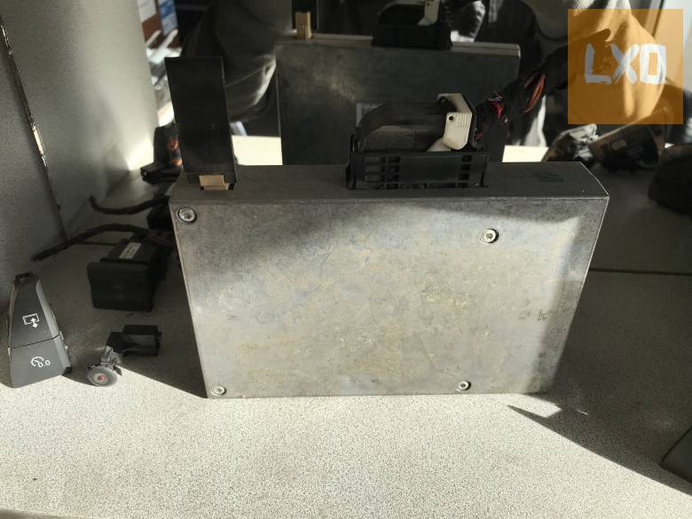 VW GOLF V_ Bluetooth modul 5P0 862 335 B apróhirdetés