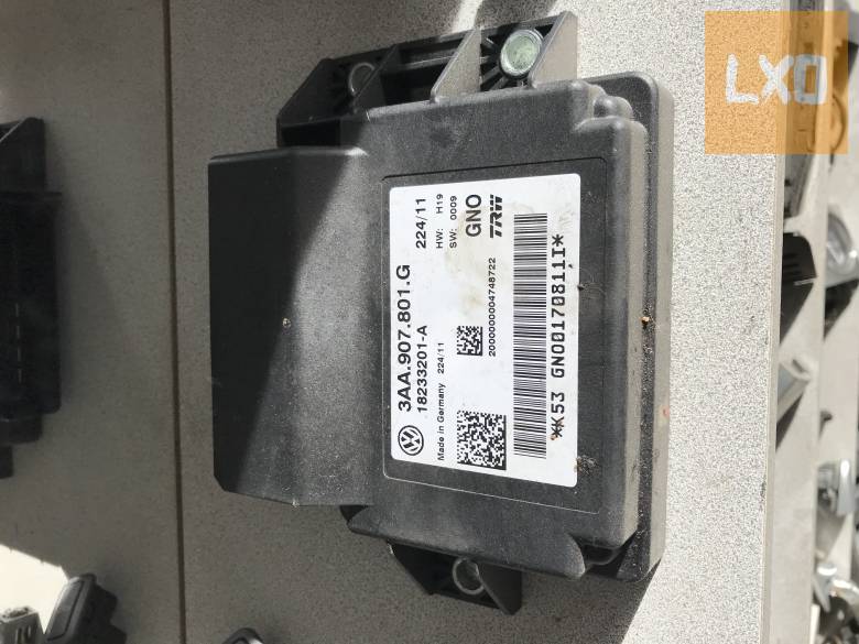 VW PASSAT B7  * Kézifék vezérlő 3AA 907 801 G apróhirdetés