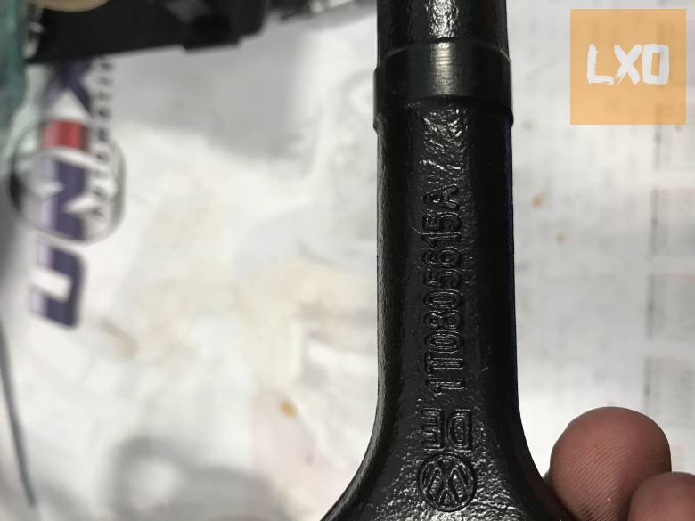 SKODA OCTAVIA II * vonószem 1T0 805 615 A apróhirdetés