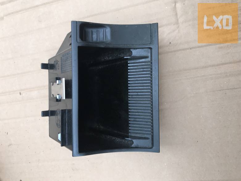 SKODA OCTAVIA II * hamutartó apróhirdetés