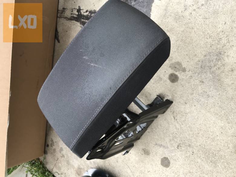 SKODA OCTAVIA II * könyöklő apróhirdetés