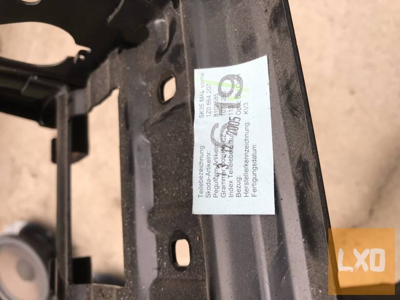 SKODA OCTAVIA II * könyöklő apróhirdetés