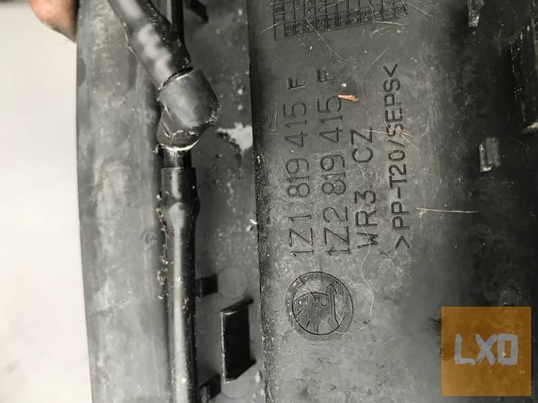 SKODA OCTAVIA II * levélrács 1Z0 819 415 F apróhirdetés