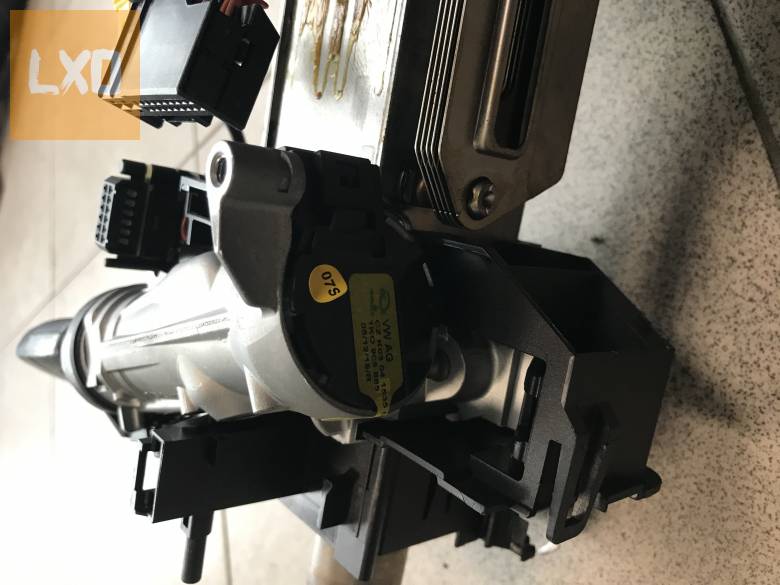 SKODA OCTAVIA II ** gyújtáskapcsoló apróhirdetés