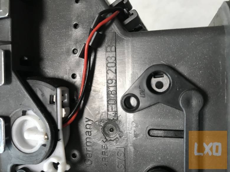 AUDI A6 4F * hátsó légbefúvó apróhirdetés