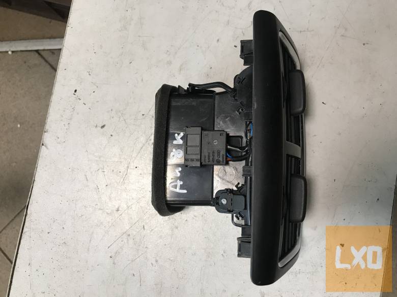 AUDI A4 B8 * hátsó légbefúvó apróhirdetés