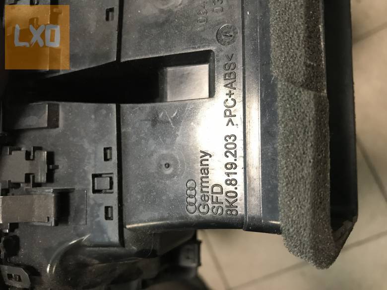 AUDI A4 B8 * hátsó légbefúvó apróhirdetés