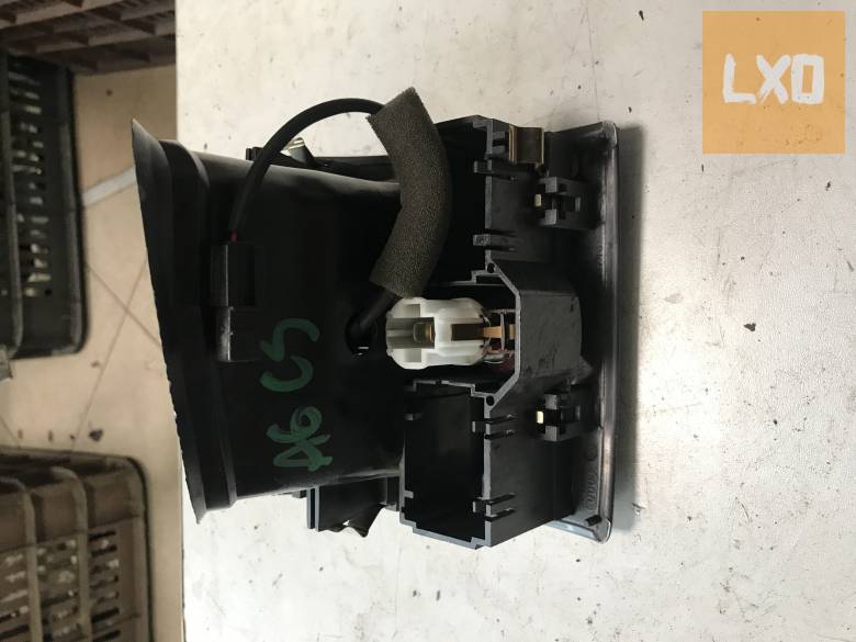 AUDI A6 C5  * hátsó légbefúvó apróhirdetés