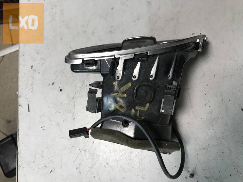 AUDI A4 B8 FL * bal légbefúvó apróhirdetés