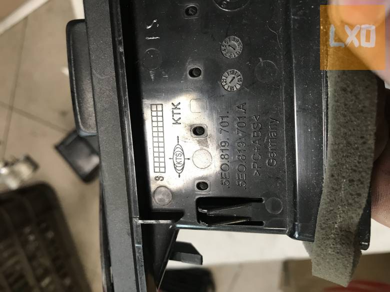 SKODA OCTAVIA III * bal légbefúvó apróhirdetés