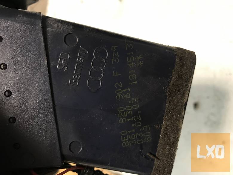 AUDI A4 B6   - jobb légbefúvó rács apróhirdetés