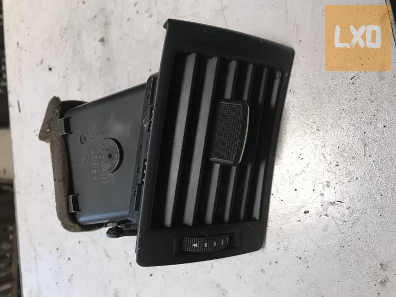 AUDI A4 B6   -- jobb légbefúvó rács apróhirdetés