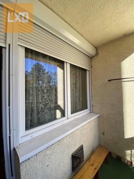 Kiadó társasházi lakás Vácon a Gombási úton. apróhirdetés