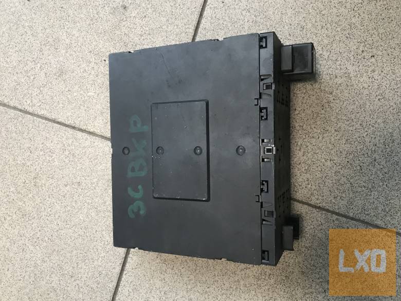 VW PASSAT B6  2,0  PD BKP * komfortmodul 3C0 937 049 A apróhirdetés