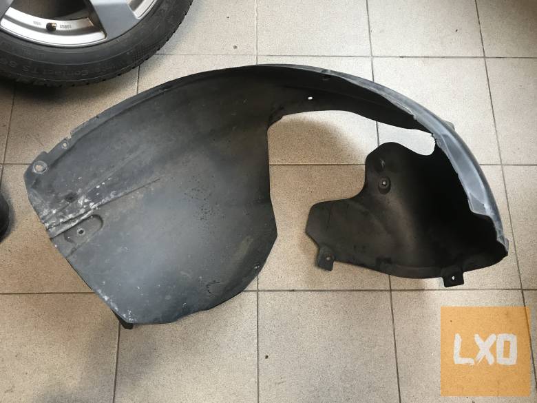 AUDI A3 8P * jobb első dobbetét 8P0 821 172 E apróhirdetés