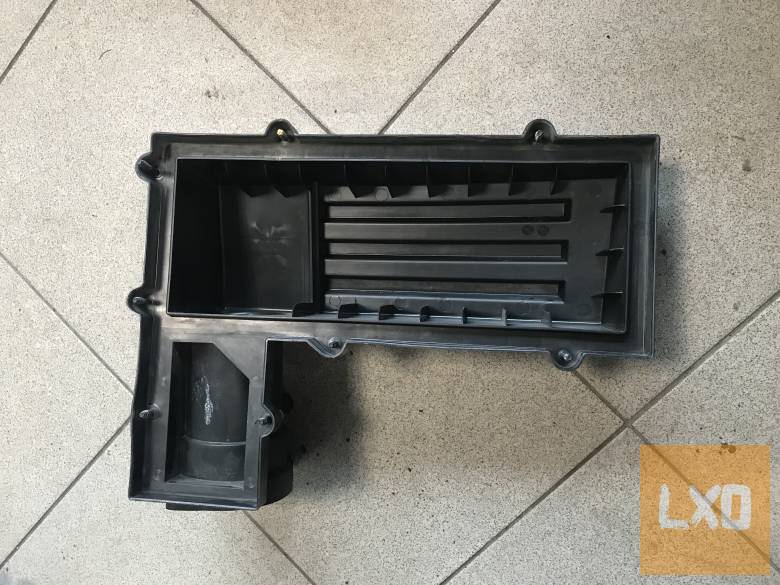 VW PASSAT B6 2,0 PD BKP * légszűrőház fedél 3C0 129 607 AP  10 apróhirdetés