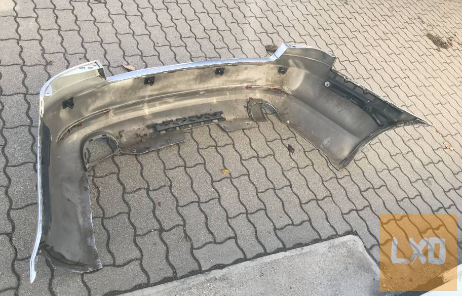 SKODA OCTAVIA II FL / 5 ajtós / hátsó lökhárító apróhirdetés