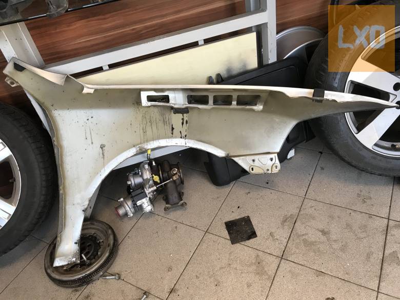 SKODA OCTAVIA II * bal első sárvédő  ( minimális hibával) apróhirdetés